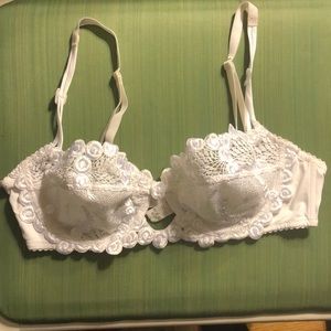 Beautiful white Millesia bra